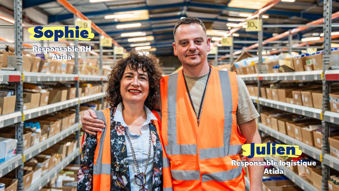 Photograph of Sophie (HR manager at Atida) and Julien (logistics manager at Atida).